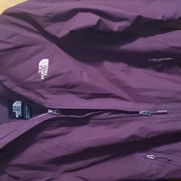 The North Face Double zippered Burgundy Hooded Windbreaker - Picture 3 of 5
